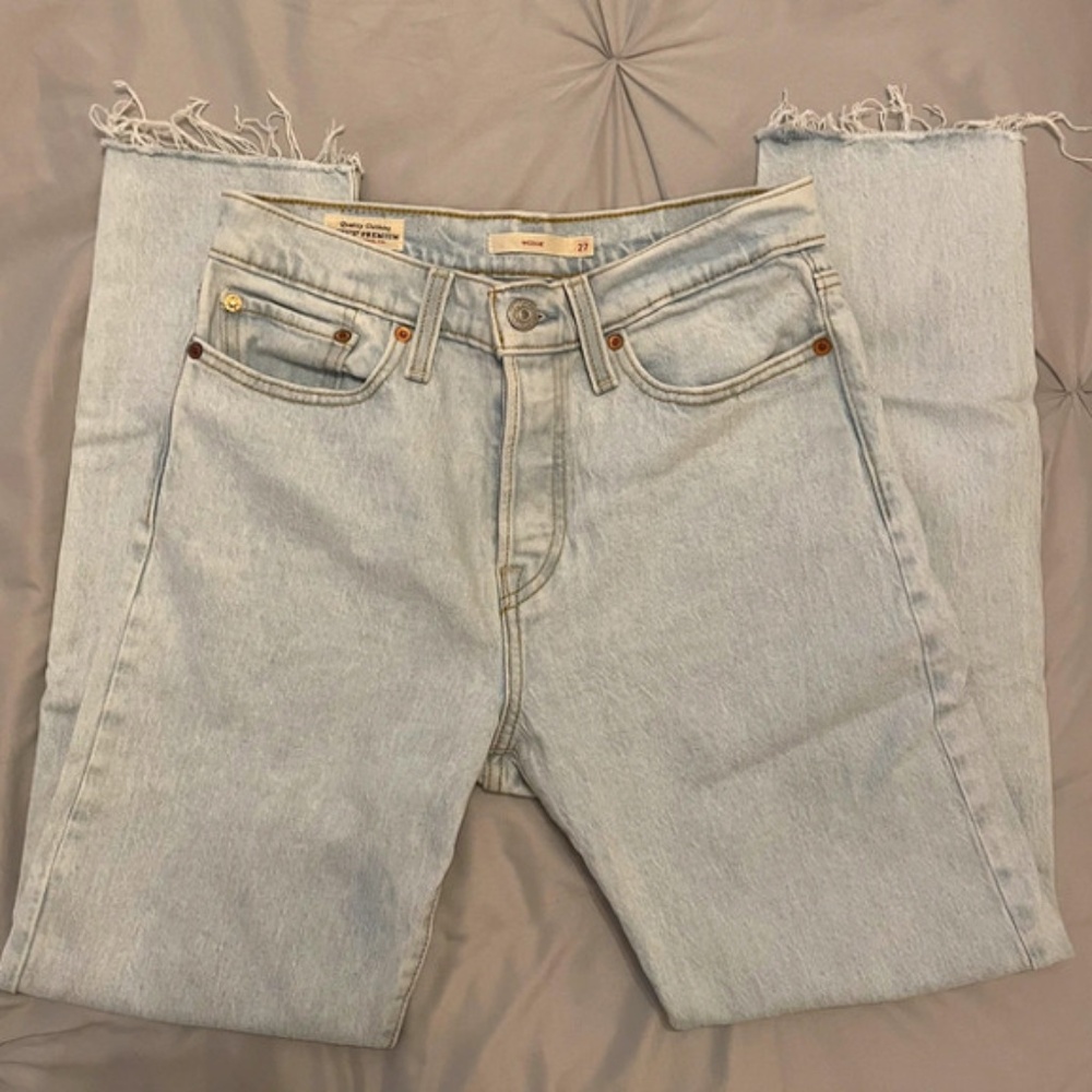 Levi’s Wedgie Skinny Ankle Jeans